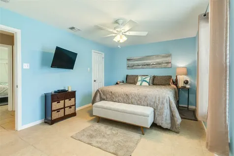 4114 Navarro Drive Galveston TX 77554