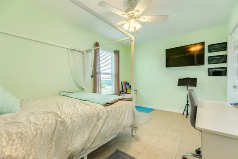4114 Navarro Drive Galveston TX 77554