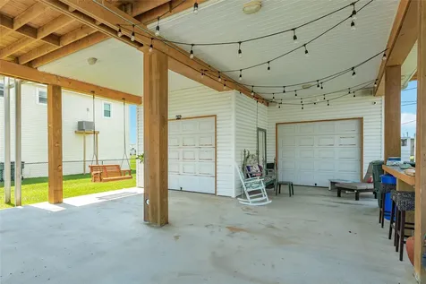 4114 Navarro Drive Galveston TX 77554