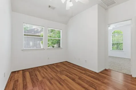 19 Aquiline Oaks Place The Woodlands TX 77382