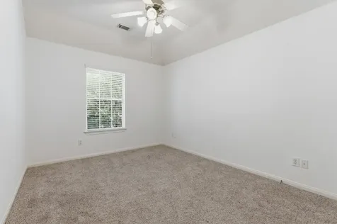19 Aquiline Oaks Place The Woodlands TX 77382