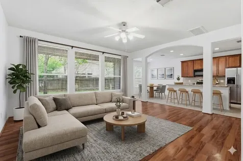 19 Aquiline Oaks Place The Woodlands TX 77382