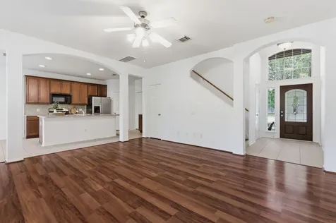 19 Aquiline Oaks Place The Woodlands TX 77382