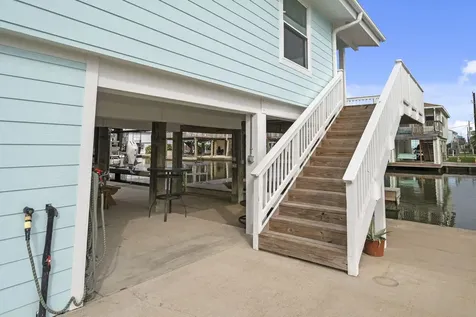 16708 Cabeza De Vaca Jamaica Beach TX 77554