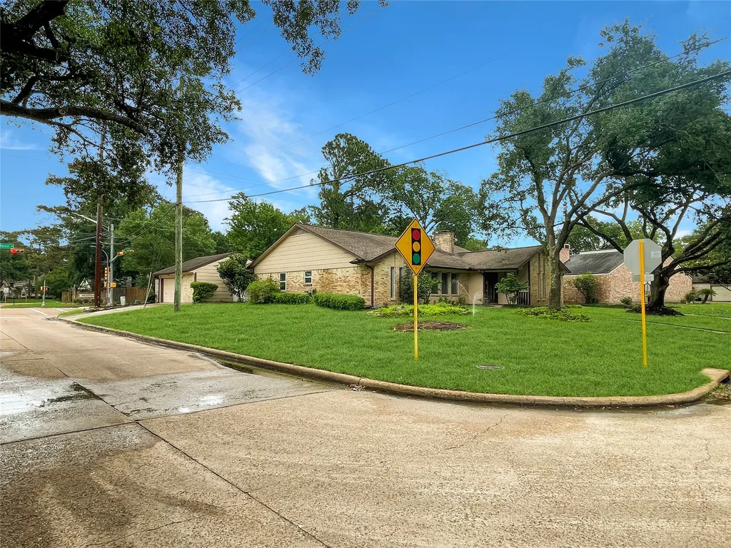 13234 Holston Hills Drive Houston TX 77069