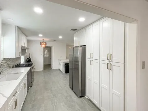 13234 Holston Hills Drive Houston TX 77069