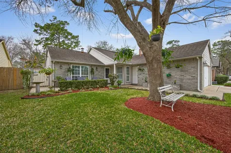 2902 Kingfisher Drive Humble TX 77396
