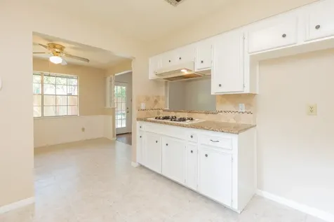 2623 Longleaf Pines Drive Houston TX 77339