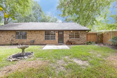 2623 Longleaf Pines Drive Houston TX 77339
