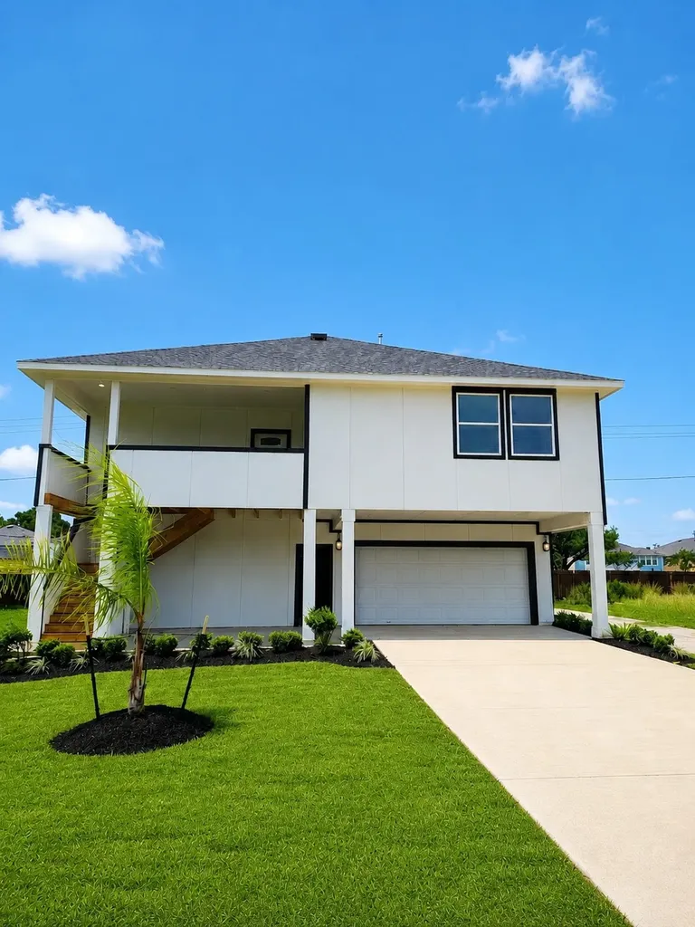 604 Fairfield Street E Shoreacres TX 77571