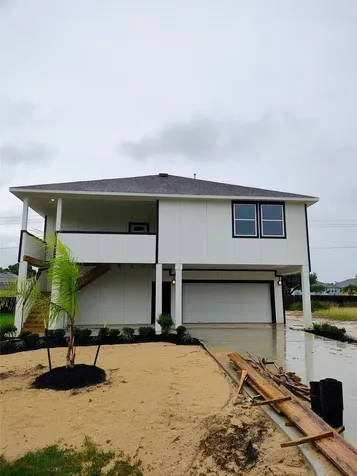 604 Fairfield Street E Shoreacres TX 77571