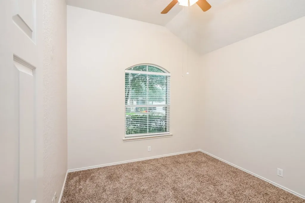 180 Reeves Garden San Antonio TX 78253