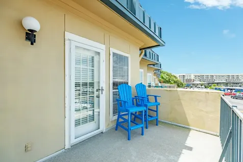 921 Marine Drive 105 Galveston TX 77550