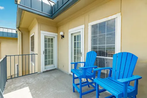 921 Marine Drive 105 Galveston TX 77550