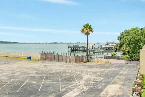921 Marine Drive 105 Galveston TX 77550