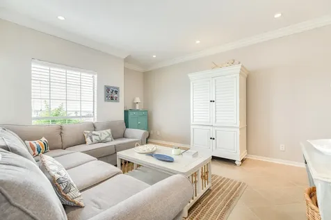 921 Marine Drive 105 Galveston TX 77550