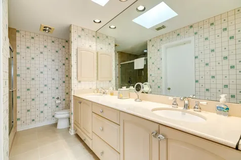 921 Marine Drive 105 Galveston TX 77550