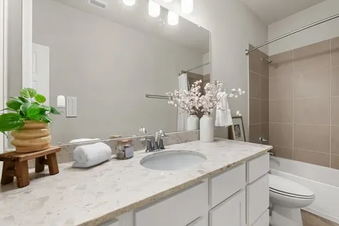 3504 Vista Terrace Lane Houston TX 77018