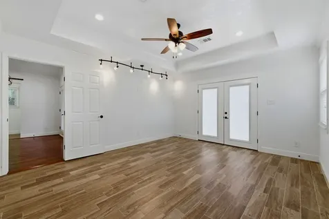 1320 Woodvine Drive Houston TX 77055