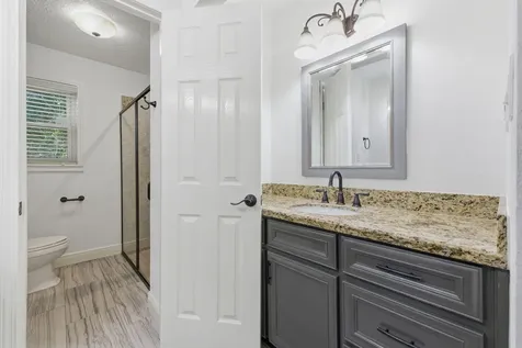 1320 Woodvine Drive Houston TX 77055