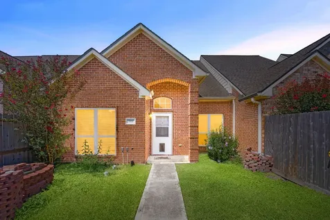 1811 Leisure Court Pasadena TX 77504