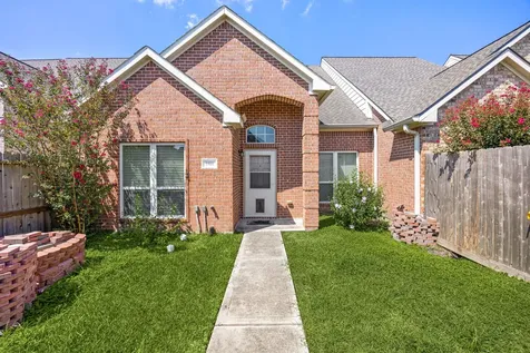 1811 Leisure Court Pasadena TX 77504