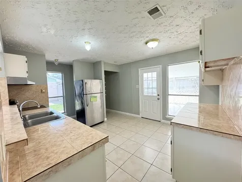 16411 Meadowbrook Farm Road Houston TX 77082