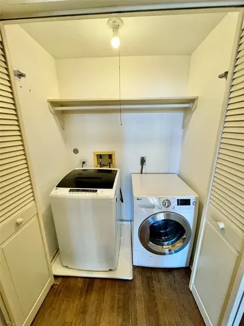 2309 Strand Street 2a Galveston TX 77550