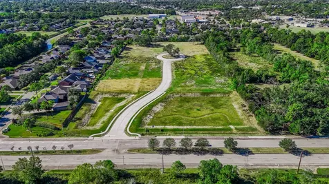 1626 Crown Oaks Court Pearland TX 77581