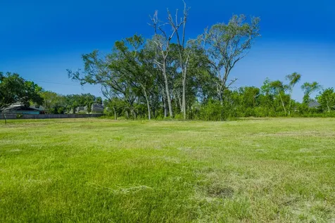 1626 Crown Oaks Court Pearland TX 77581
