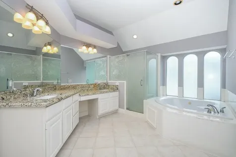 215 Wildmoor Court Houston TX 77094