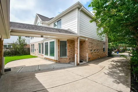 215 Wildmoor Court Houston TX 77094