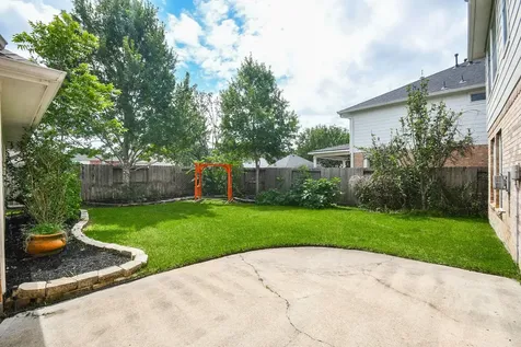 215 Wildmoor Court Houston TX 77094