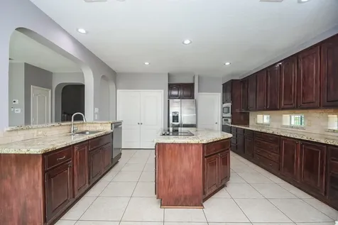 215 Wildmoor Court Houston TX 77094