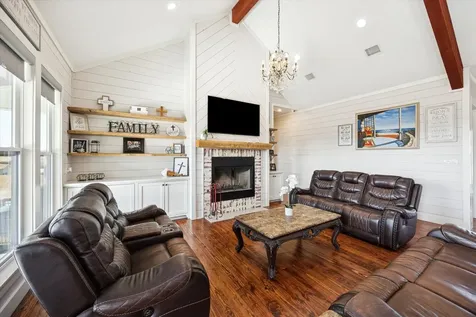 2283 Farm To Market 332 Brenham TX 77833