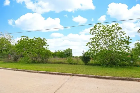 2625 Hillhouse Road Pearland TX 77584