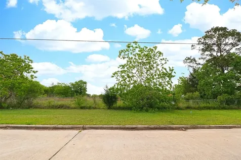 2625 Hillhouse Road Pearland TX 77584