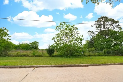 2625 Hillhouse Road Pearland TX 77584
