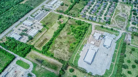 2625 Hillhouse Road Pearland TX 77584