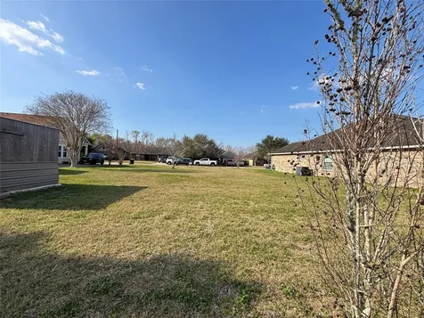 3512 12th Street Bay City TX 77414