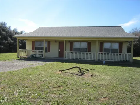 20697 Pierceall Road Hempstead TX 77445