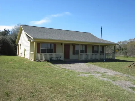 20697 Pierceall Road Hempstead TX 77445
