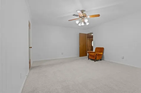 109 Meadowview Street Crockett TX 75835