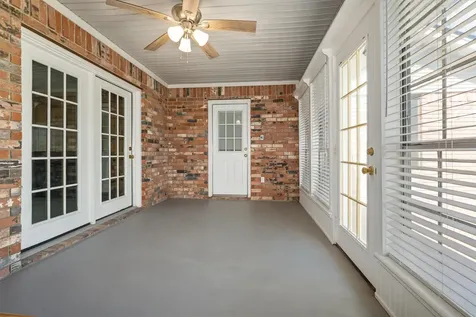 109 Meadowview Street Crockett TX 75835