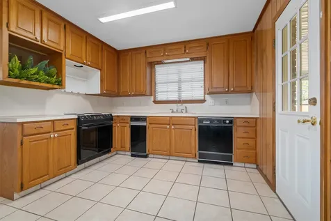109 Meadowview Street Crockett TX 75835