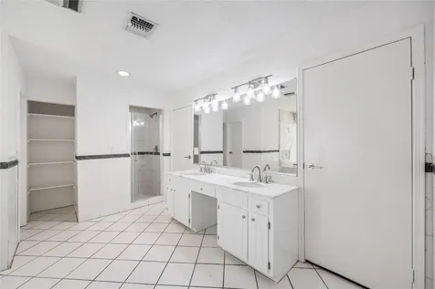 11906 Pepperdine Lane Houston TX 77071