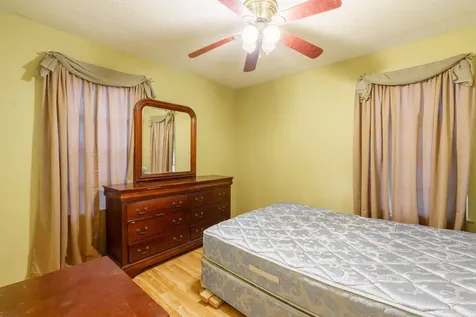 5634 Schevers Street Houston TX 77033