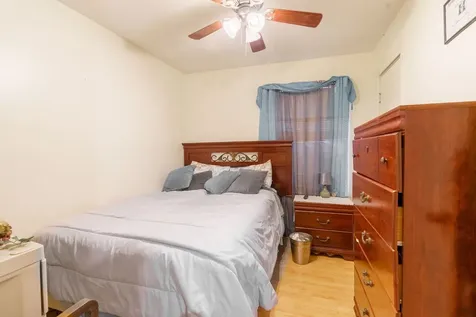 5634 Schevers Street Houston TX 77033