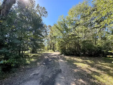9572 State Highway 146 S Livingston TX 77351