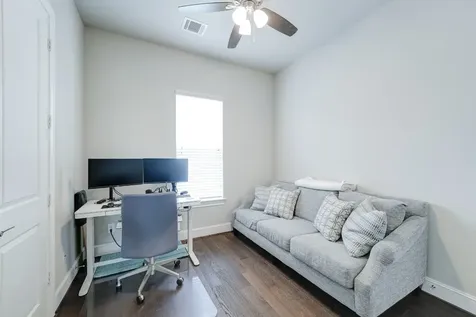 8648 Emnora Lane Houston TX 77080